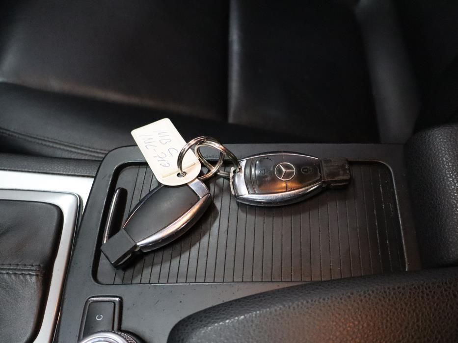 MERCEDES-BENZ C 2008