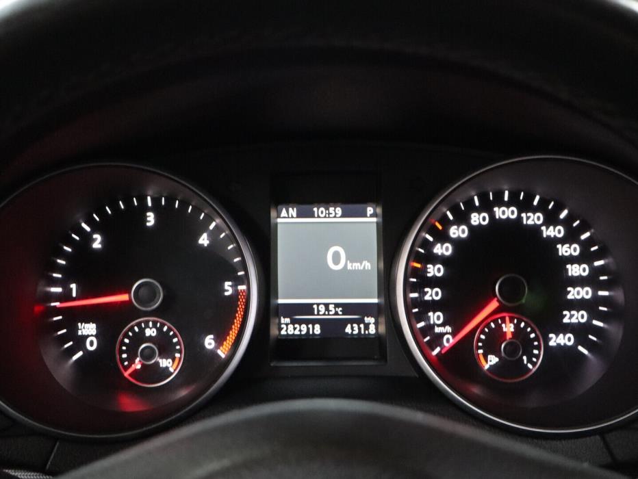 VOLKSWAGEN Golf 2011