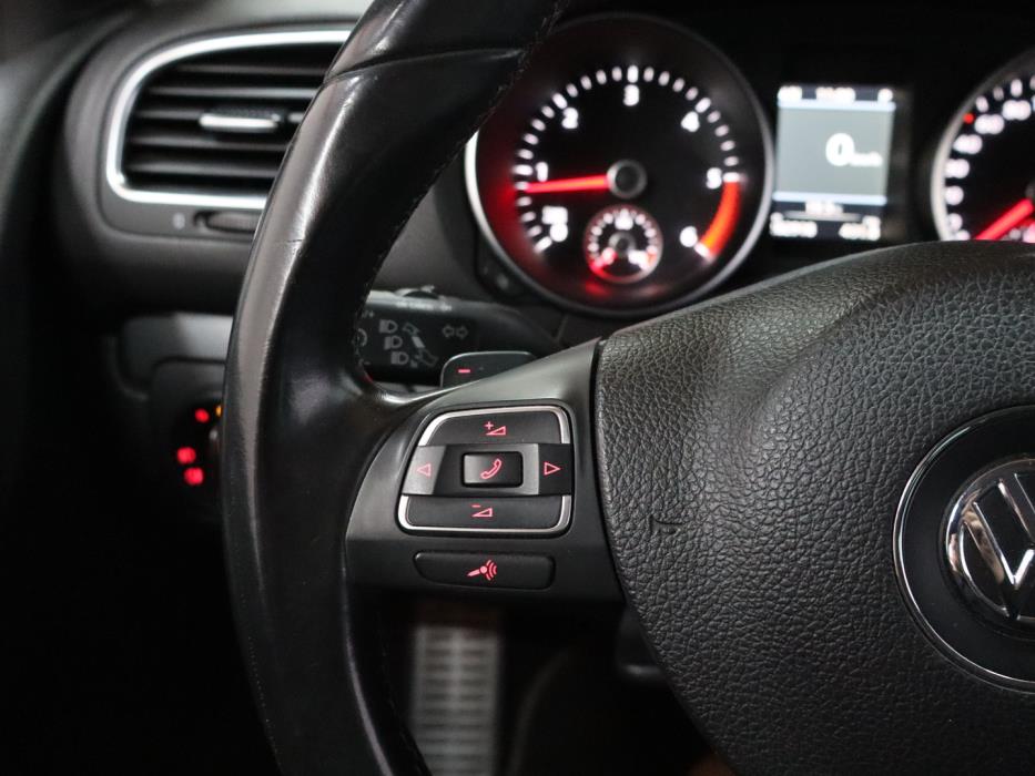 VOLKSWAGEN Golf 2011