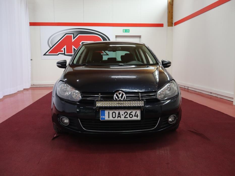VOLKSWAGEN Golf 2011