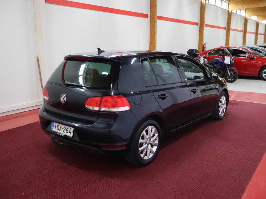 VOLKSWAGEN Golf 2011