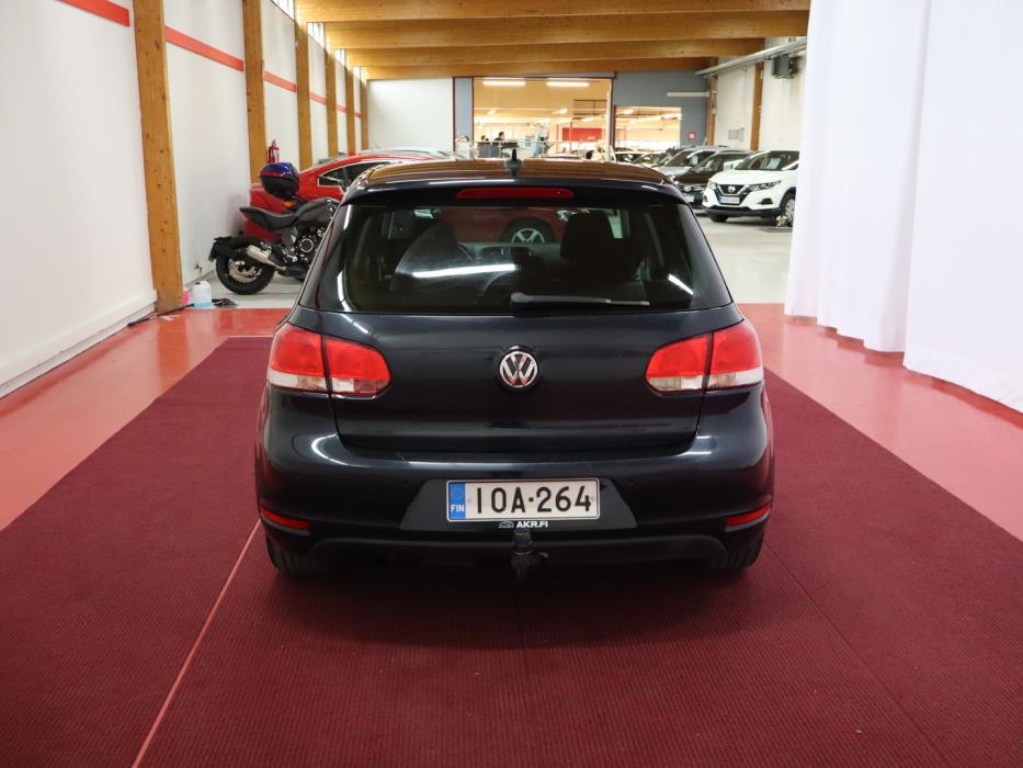 VOLKSWAGEN Golf 2011