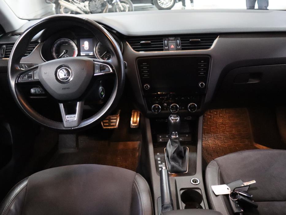 SKODA OCTAVIA 2018