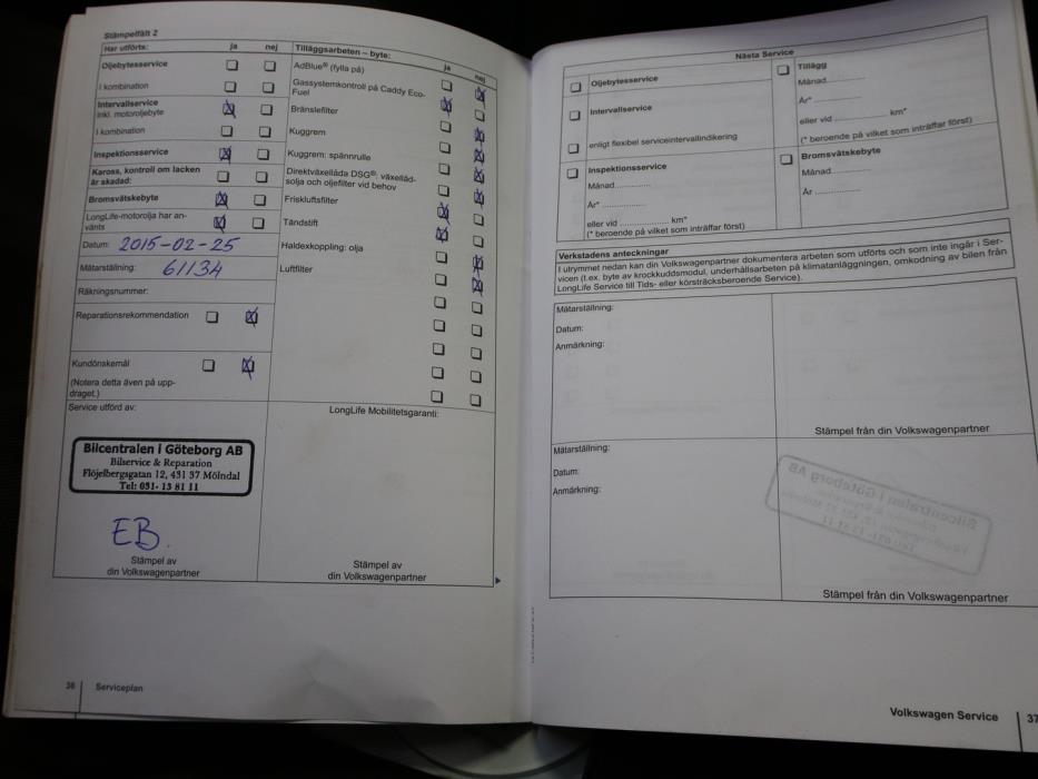 VOLKSWAGEN Caddy 2011