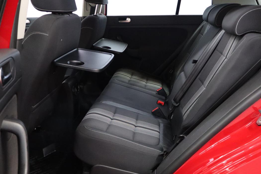 VOLKSWAGEN Golf Plus 2012