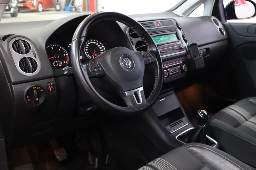 VOLKSWAGEN Golf Plus 2012