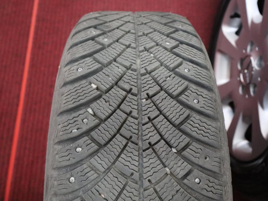 MERCEDES-BENZ C 2004