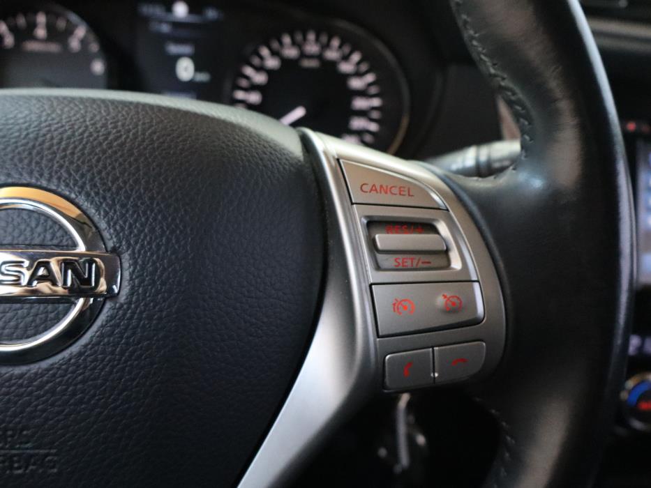 NISSAN Qashqai 2014