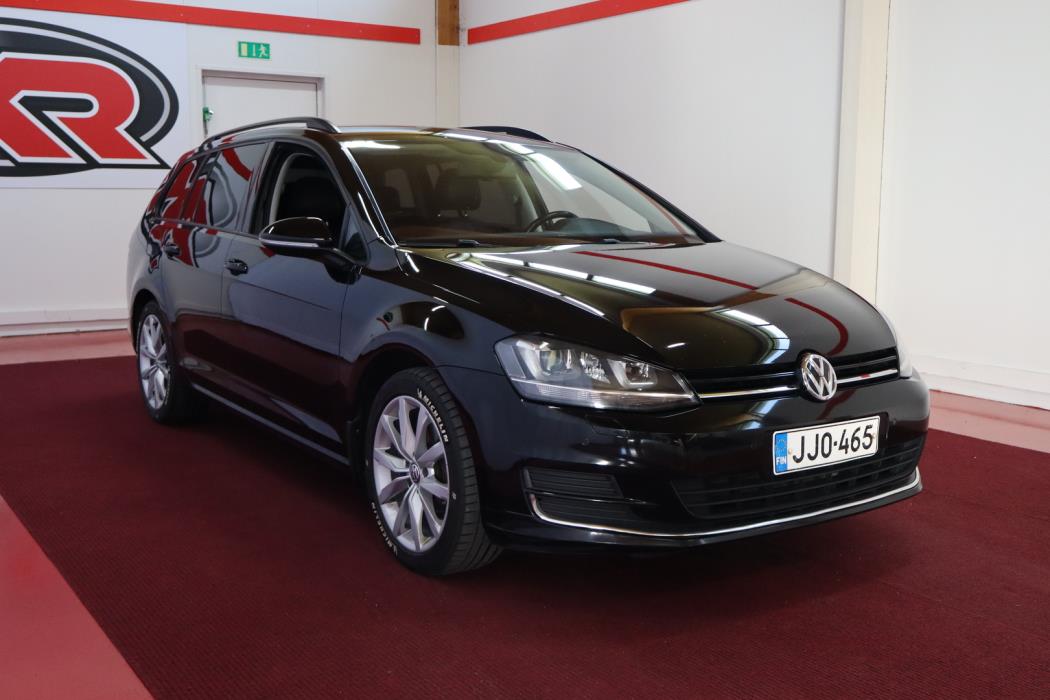 VOLKSWAGEN Golf 2015