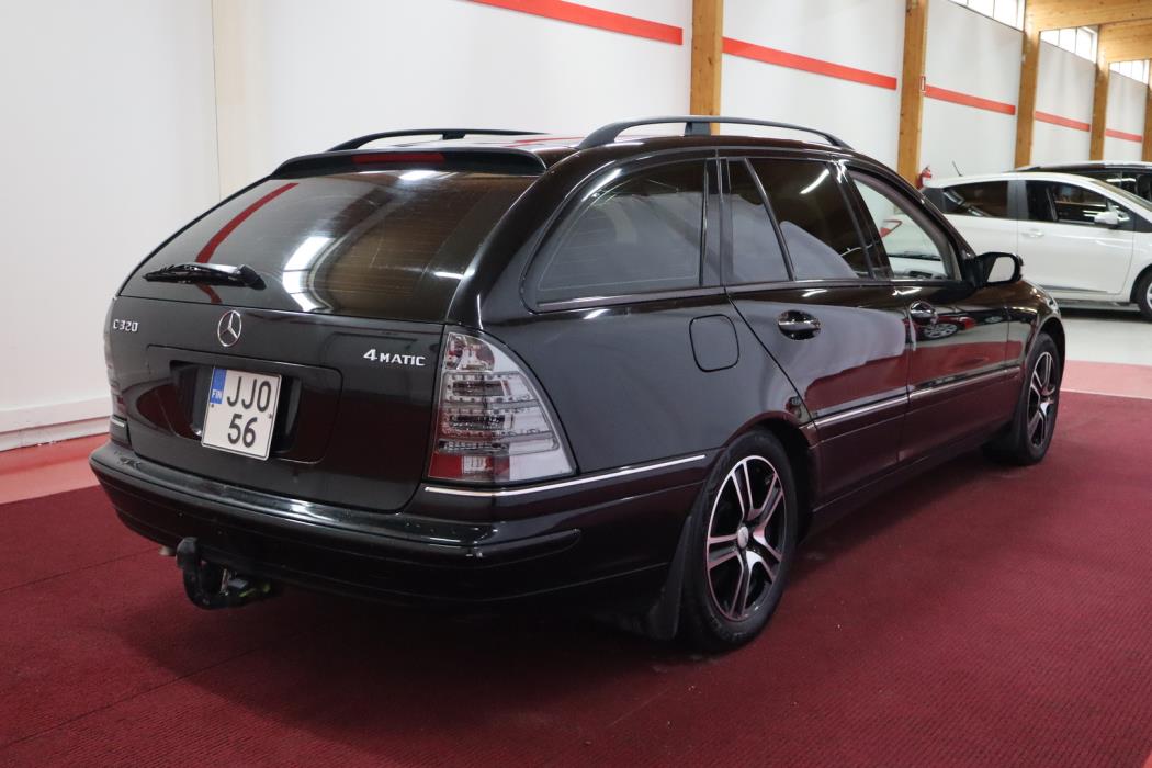 MERCEDES-BENZ C 2003