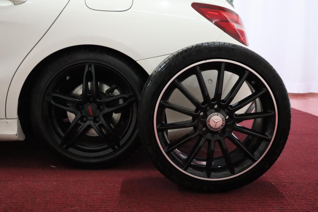 MERCEDES-BENZ CLA 2017