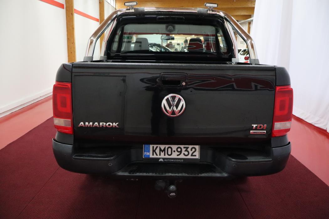 VOLKSWAGEN Amarok 2014