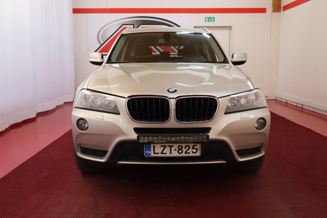 BMW X3 2011