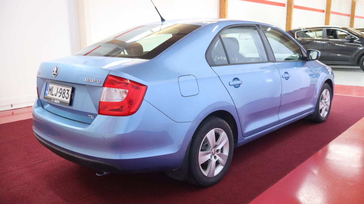 SKODA Rapid 2013