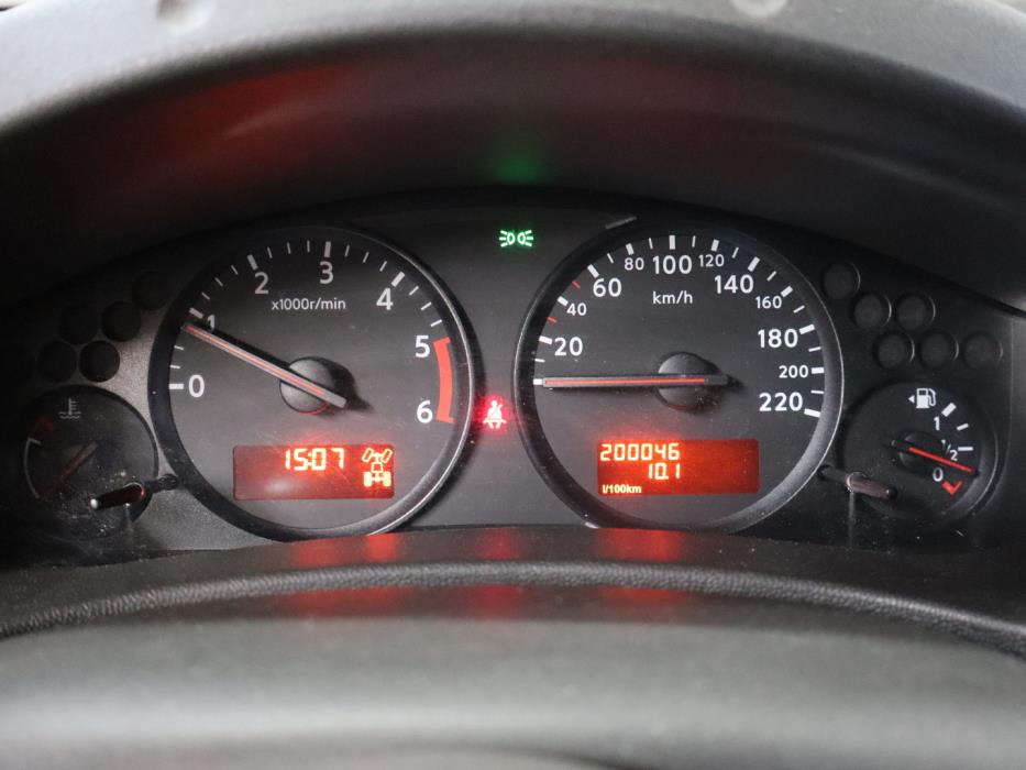 NISSAN Navara 2013