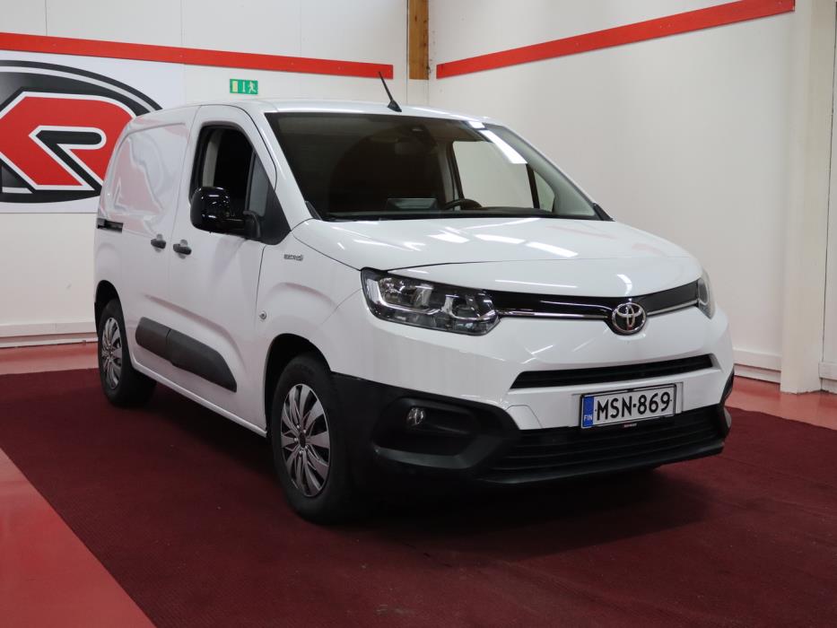 TOYOTA PROACE 2022