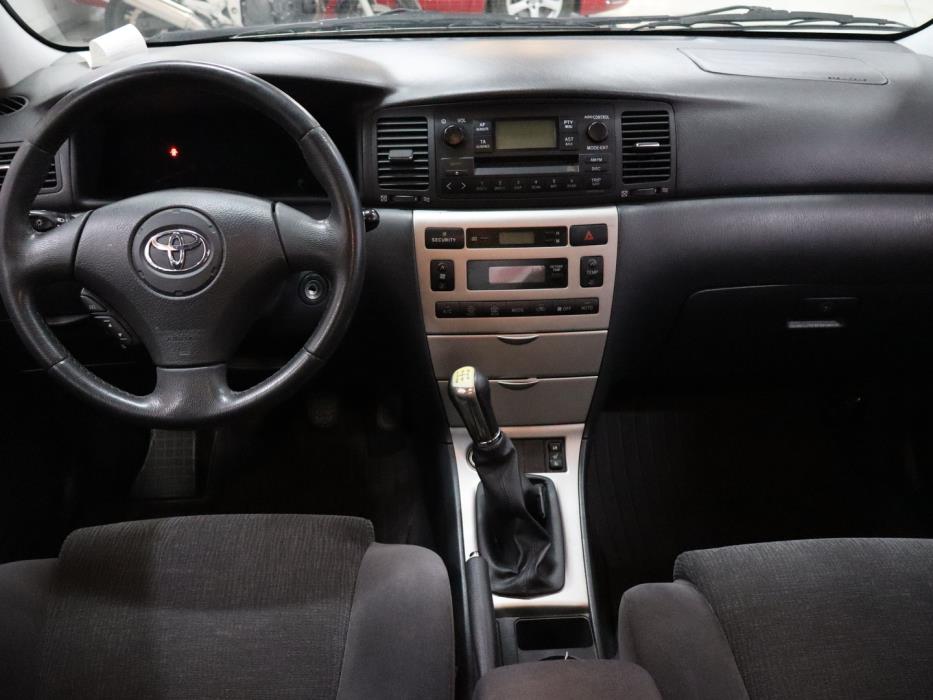 TOYOTA Corolla 2003