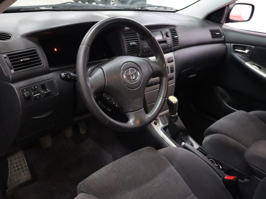 TOYOTA Corolla 2003