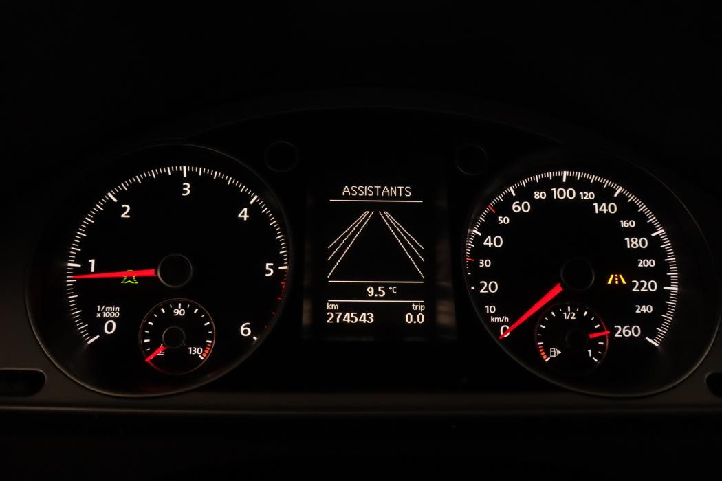 VOLKSWAGEN Passat 2014