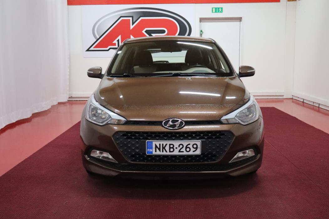 HYUNDAI i20 5d 2015