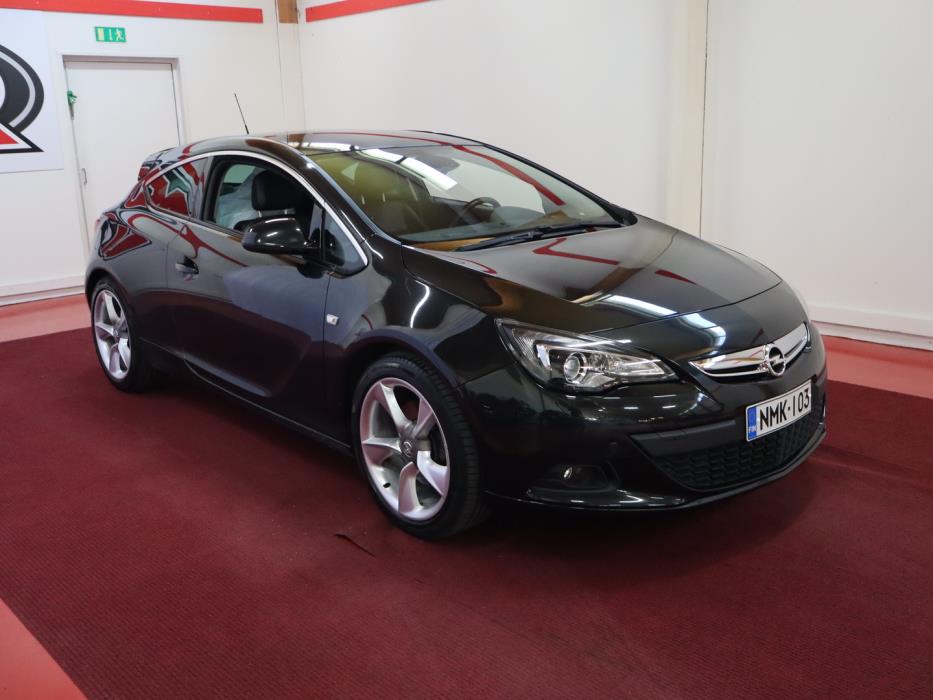 OPEL Astra 2012