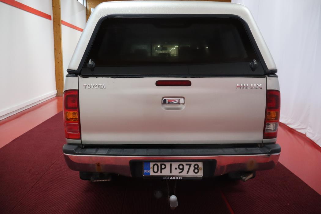 TOYOTA Hilux 2006