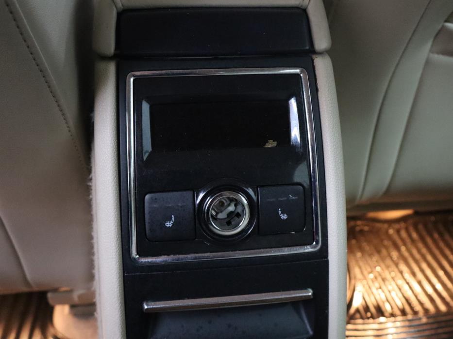 SKODA Superb 2010