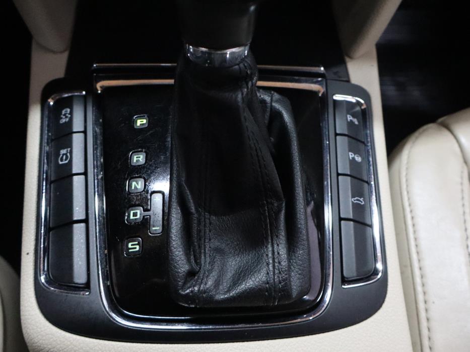 SKODA Superb 2010