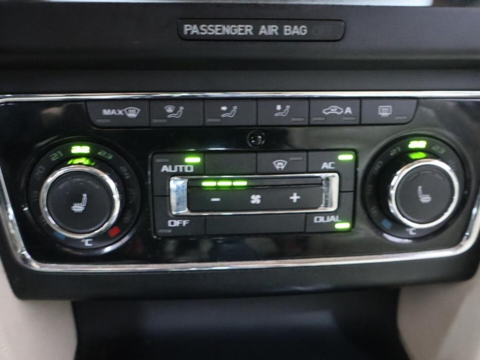 SKODA Superb 2010
