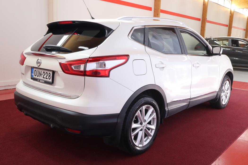 NISSAN Qashqai 2014