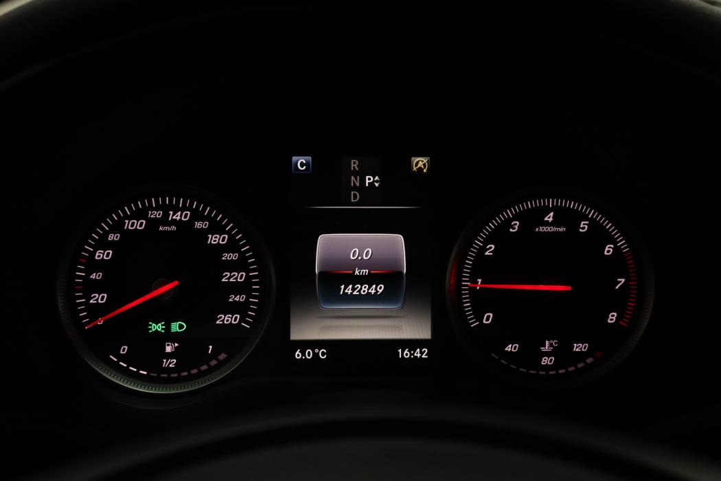 MERCEDES-BENZ C 2018