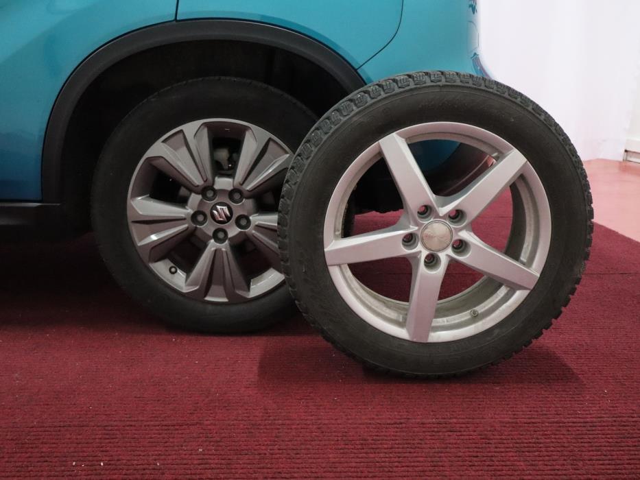 SUZUKI Vitara 2023