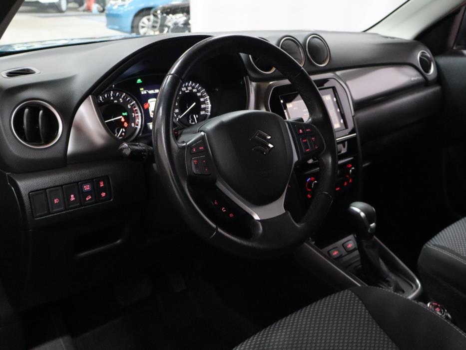 SUZUKI Vitara 2023