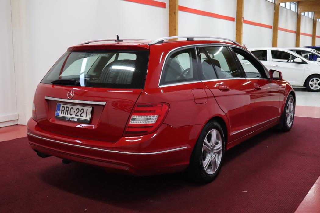 MERCEDES-BENZ C 2013