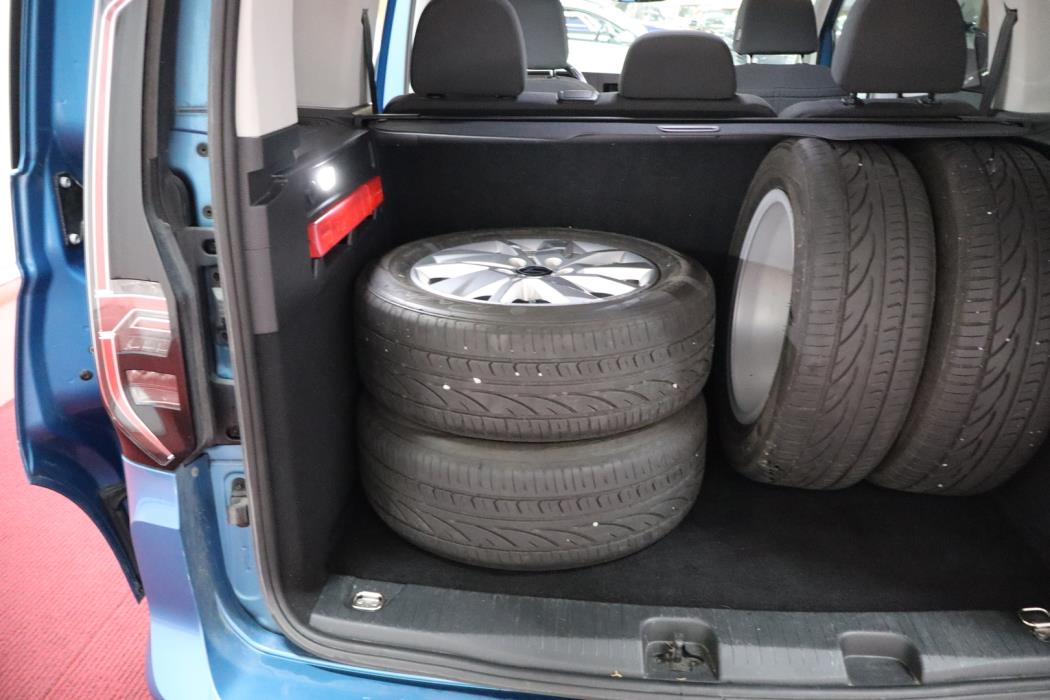 VOLKSWAGEN Caddy 2021