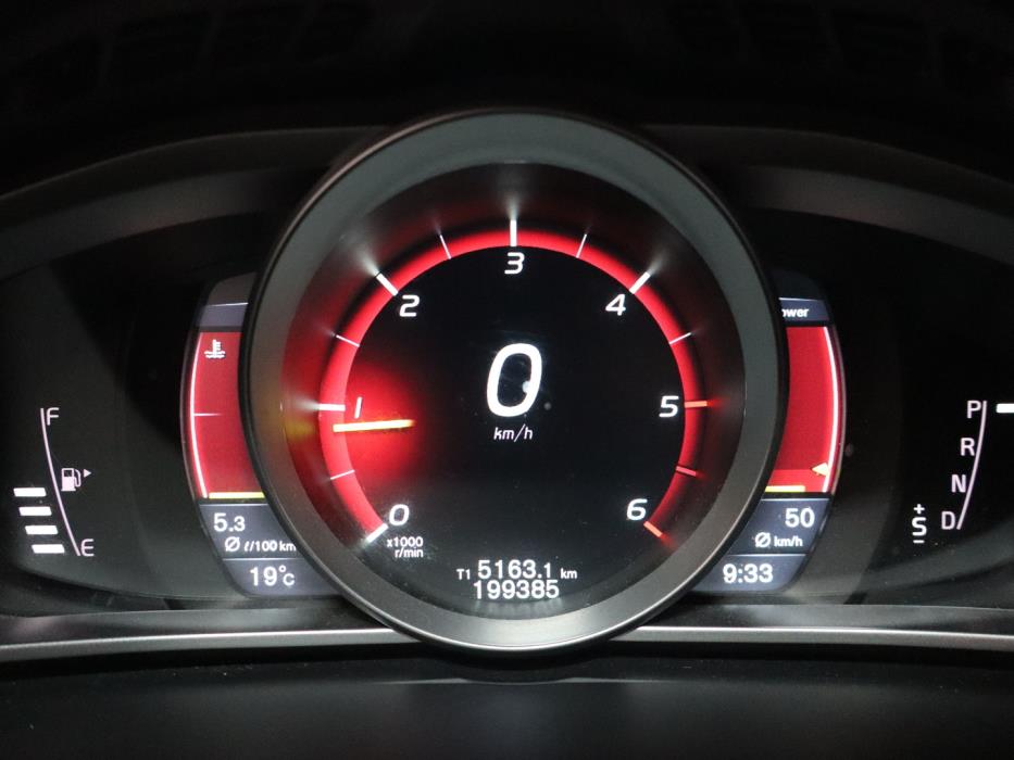 VOLVO V40 Cross Country 2015