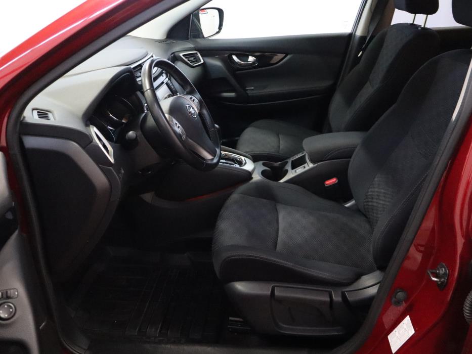 NISSAN Qashqai 2016
