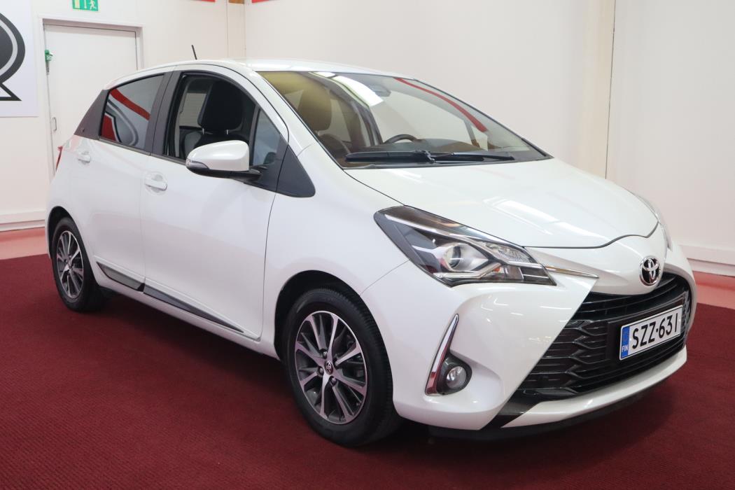 TOYOTA Yaris 2019