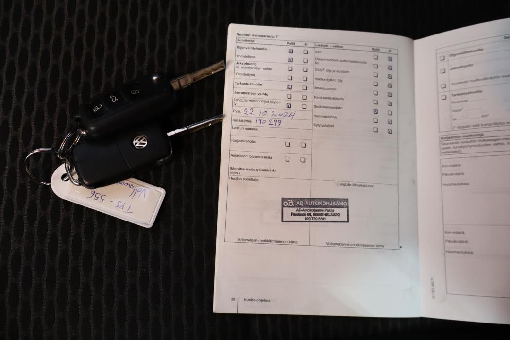 VOLKSWAGEN Golf 2012