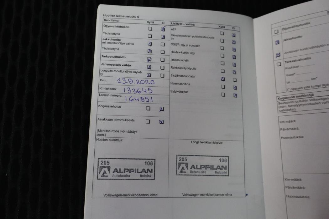 VOLKSWAGEN Golf 2012