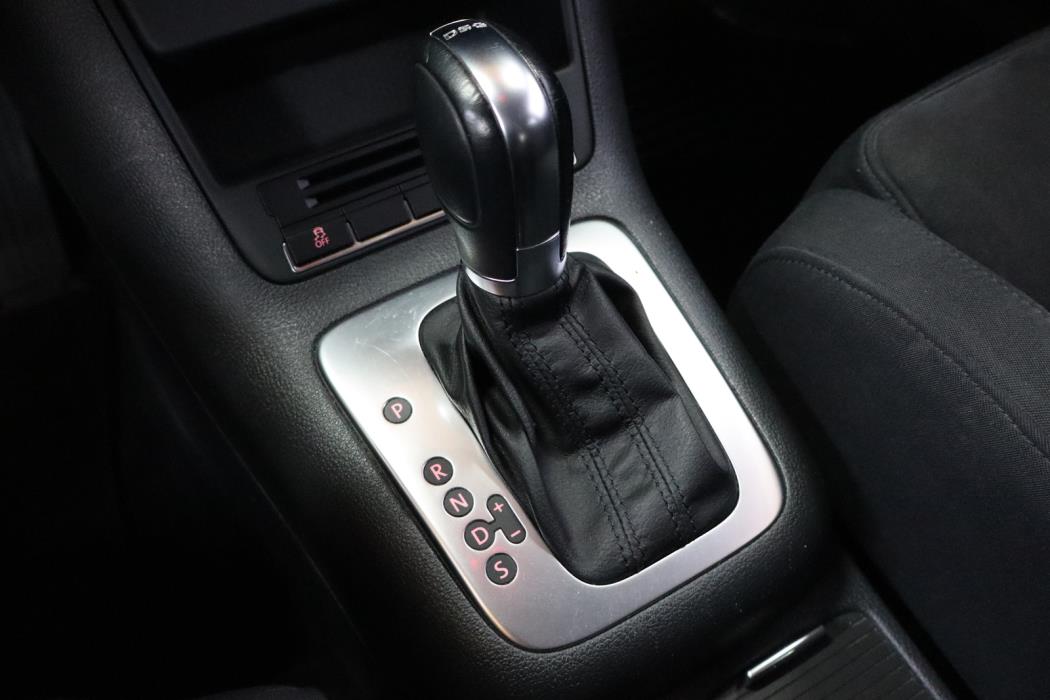 VOLKSWAGEN Golf Plus 2013