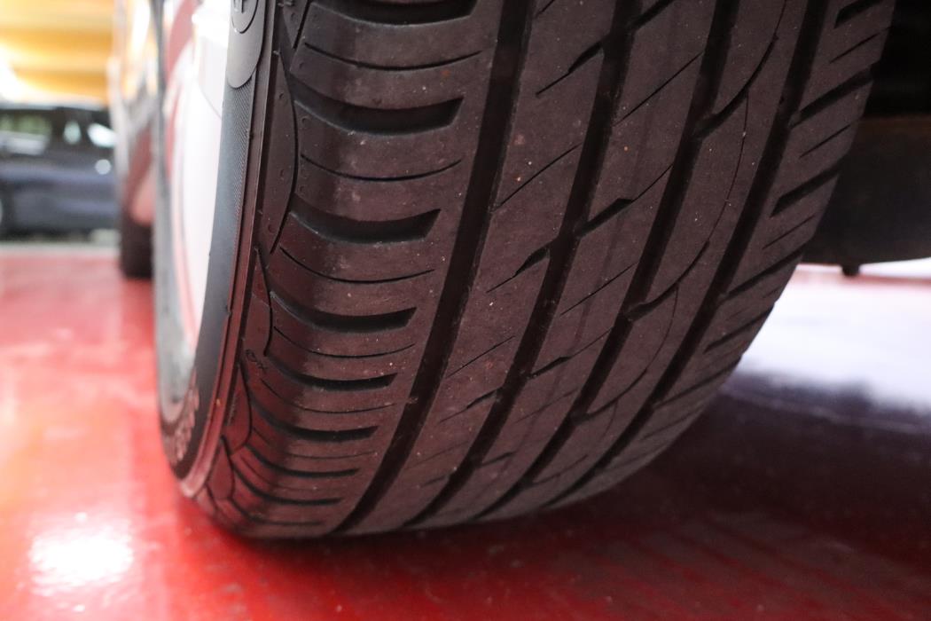 VOLKSWAGEN Golf Plus 2013