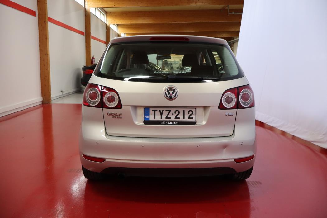 VOLKSWAGEN Golf Plus 2013