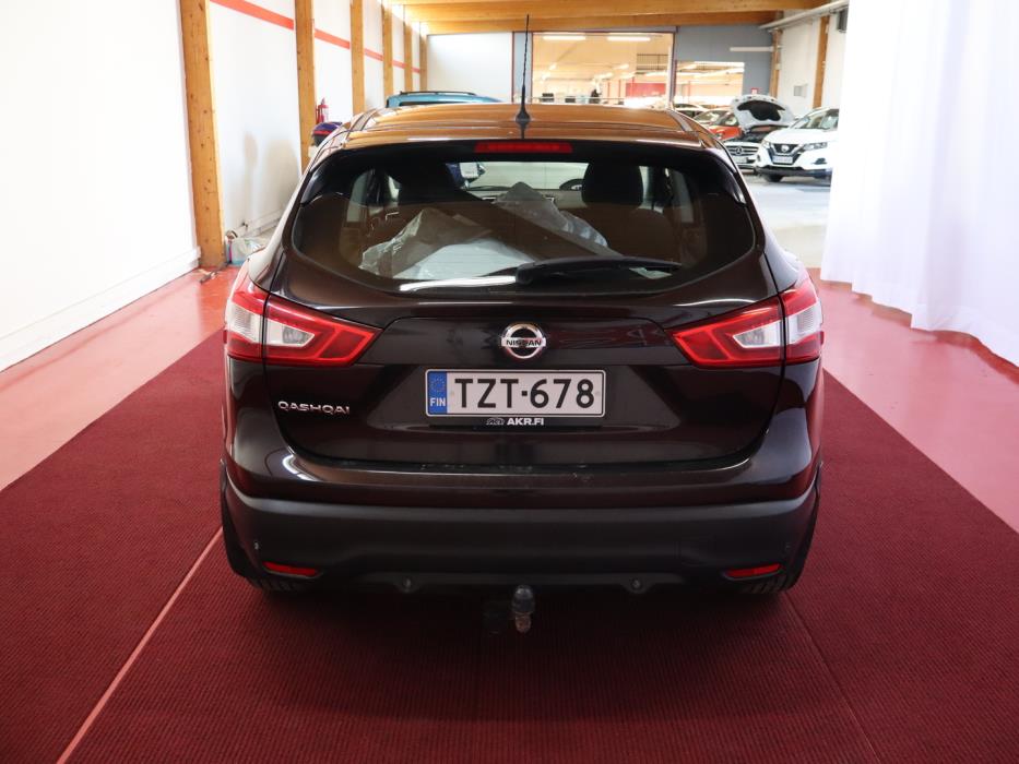 NISSAN Qashqai 2015