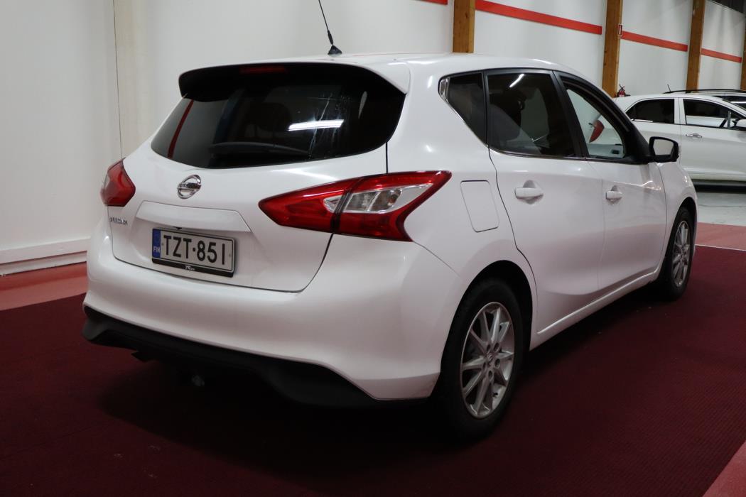 NISSAN Pulsar 2015