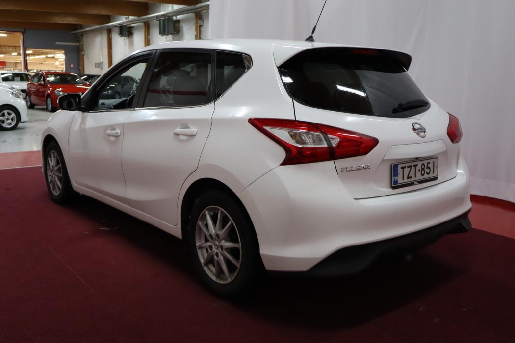 NISSAN Pulsar 2015