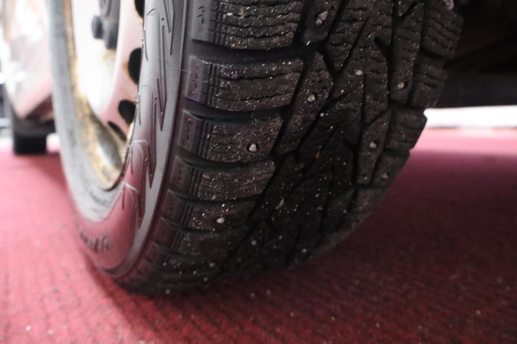 VOLKSWAGEN Caddy 2011