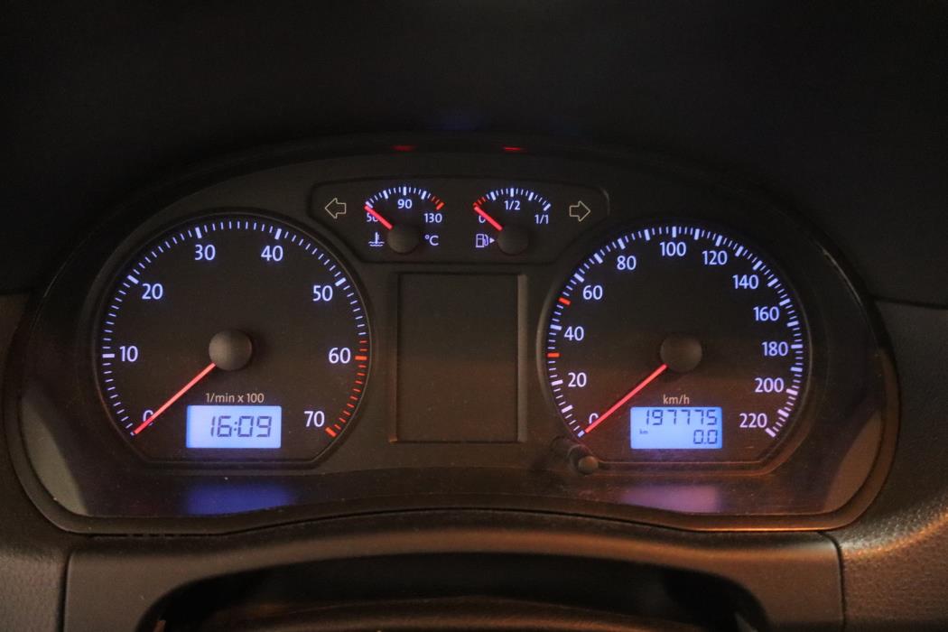 VOLKSWAGEN Polo 2006