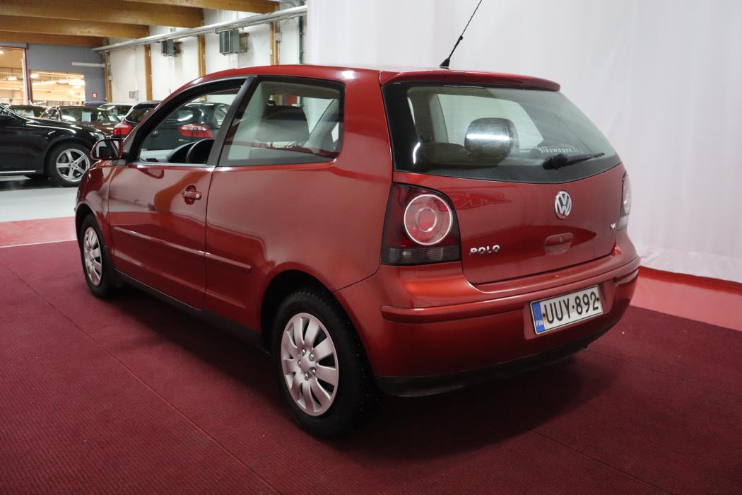 VOLKSWAGEN Polo 2006