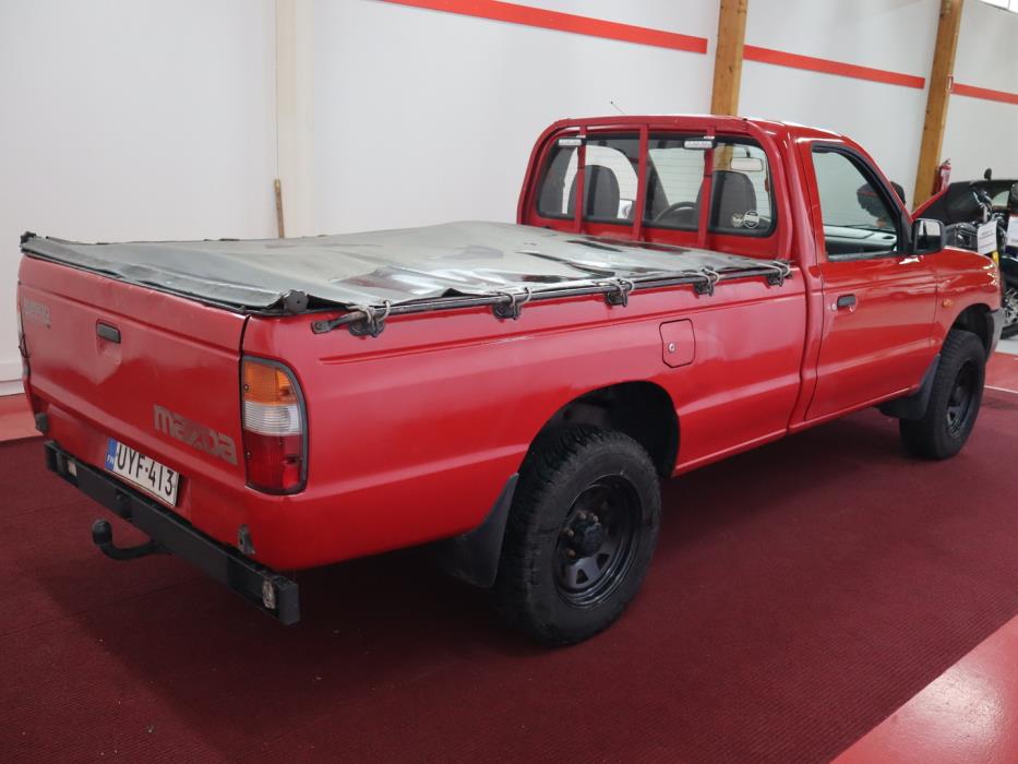 MAZDA B2500 2002
